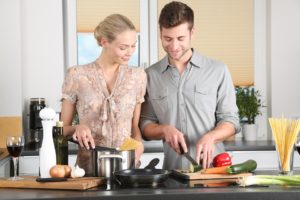woman 1979272 960 720 | Rabatt-Coupon.com | Überall sparen mit Gutscheinen