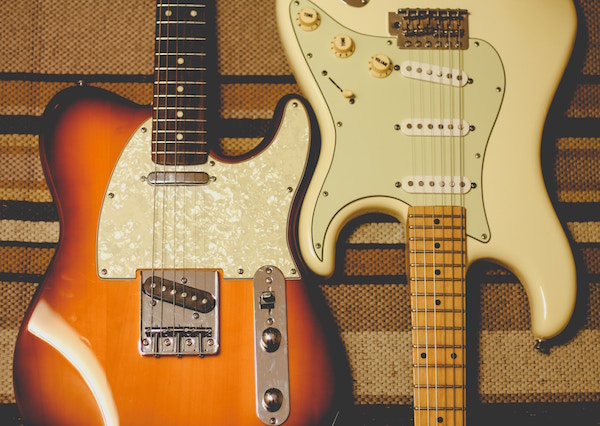 Zwei E-Gitarren | Rabatte Coupons