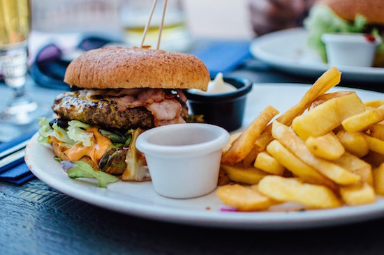 Pommes zu Burger | rabattecoupons