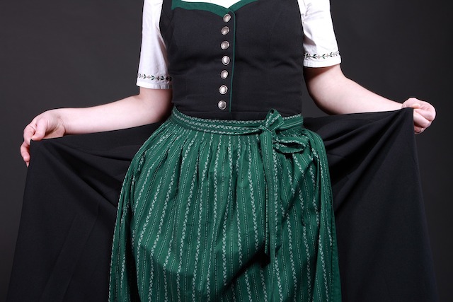 Ein traditionelles Dirndl | Rabatte Coupon