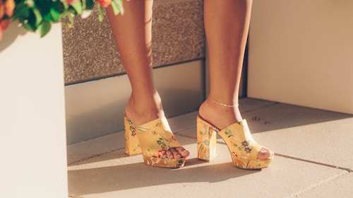Schicke Schuhe in der Farbe Gelb | Sarenza Gutschein