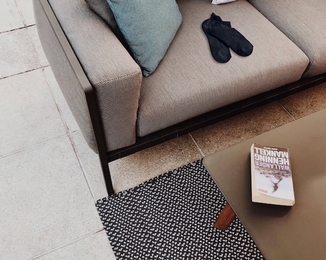 Ein Buch in den eigenen vier Wänden lesen | rabatte coupons