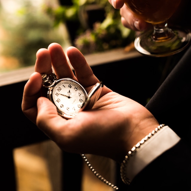 Eine Taschenuhr | rabatte coupons