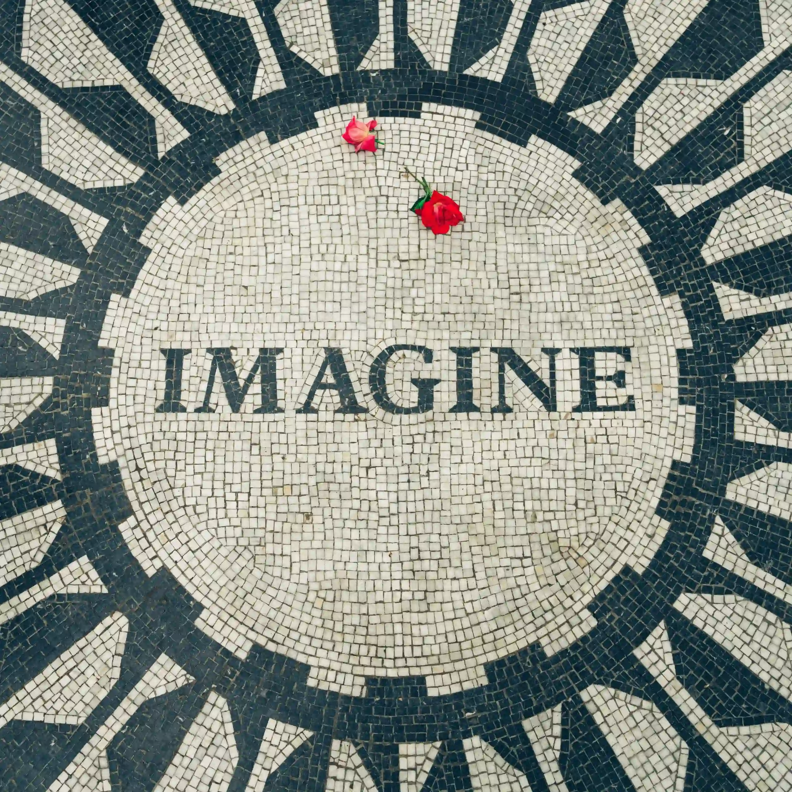 „Imagine“ - ein paar Fakten über John Lennon, die ihr bestimmt nicht wusstet 3 Beatles Bild 4 scaled 1 | Rabatt-Coupon.com | Überall sparen mit Gutscheinen