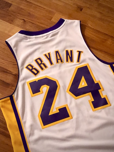 Always loved but never forgotten - Rest in Peace Kobe Bryant 27 Kobe Bryant Trikot | rabattecoupon