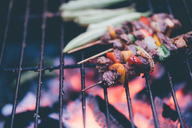 Grillgemüse auf dem Grillrost | rabatte coupons