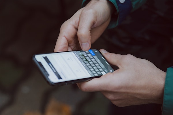 Sichert euch bei Tophandy den Smartphone Vergleich Sieger, das iPhone 11 mit Flat für unschlagbare 41€ monatlich. 
