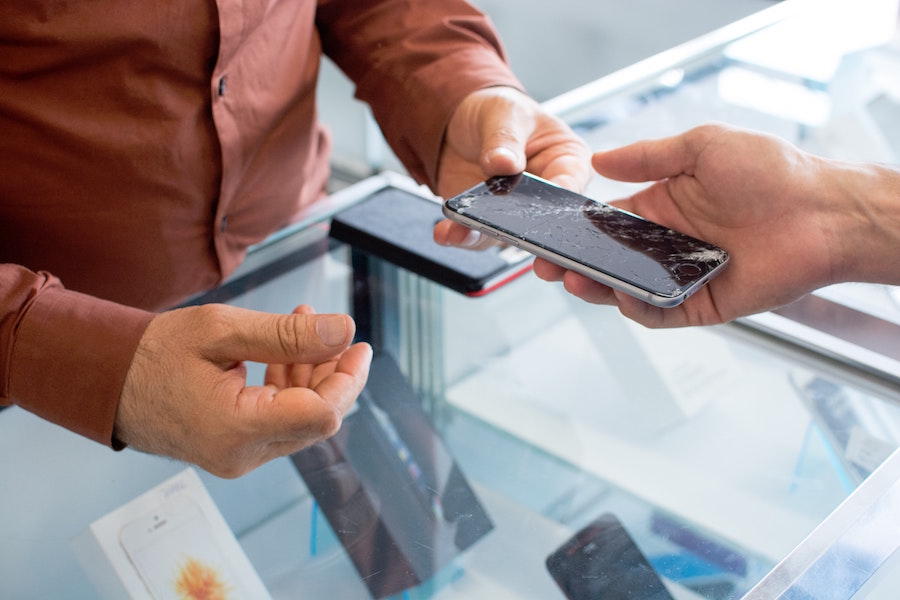 Jetzt bei Clevertronic Smartphones kaufen und verkaufen! Smartphone Gutschein | www.rabatt-coupon.com