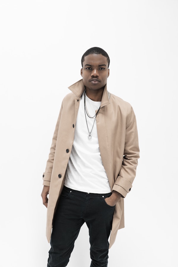 Jacken im Sale sind jetzt stark reduziert - hier werdet ihr sicher fündig. Jacken im Trend | Jacken im Sale | www.rabatt-coupon.com