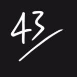 43einhalb Sneaker Store Logo