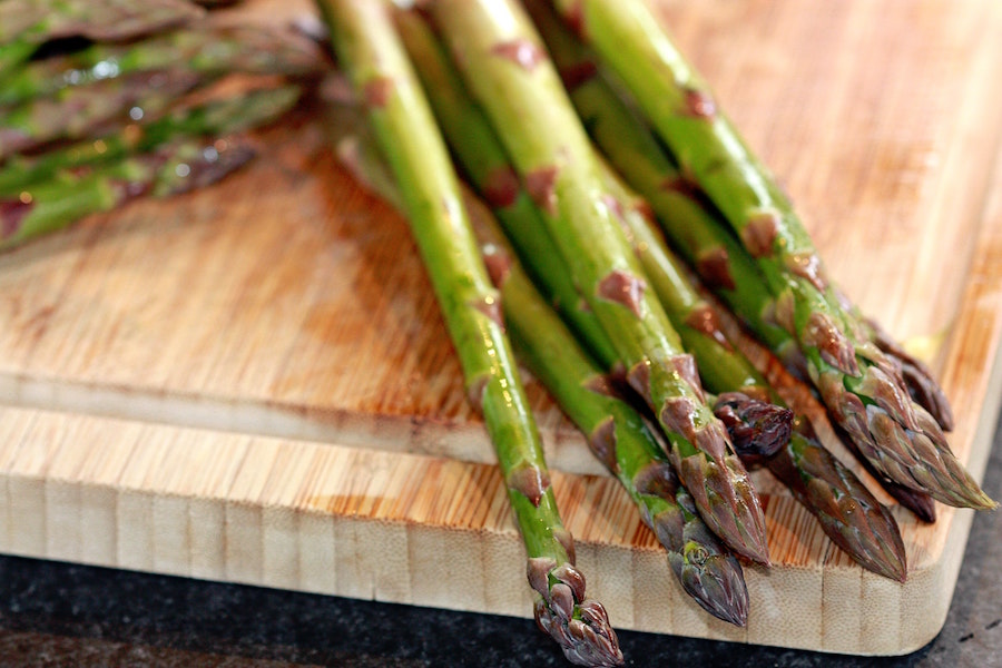 Könnt ihr selber Superfood im Garten anbauen? Ja, klar. Mit dem Kern-Energie Gutschein findet ihr auch tolle weitere Lebensmittel. Superfood im Garten | Superfood Getränke | www.rabatt-coupon.com