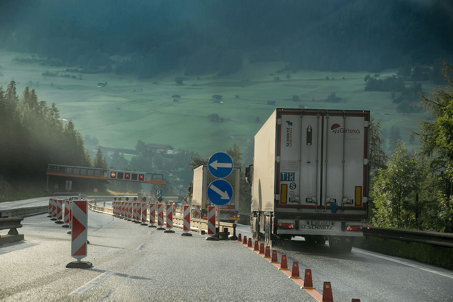 Verhalten im Straßenverkehr | Stereotypen Beispiele | www.rabatt-coupon.com