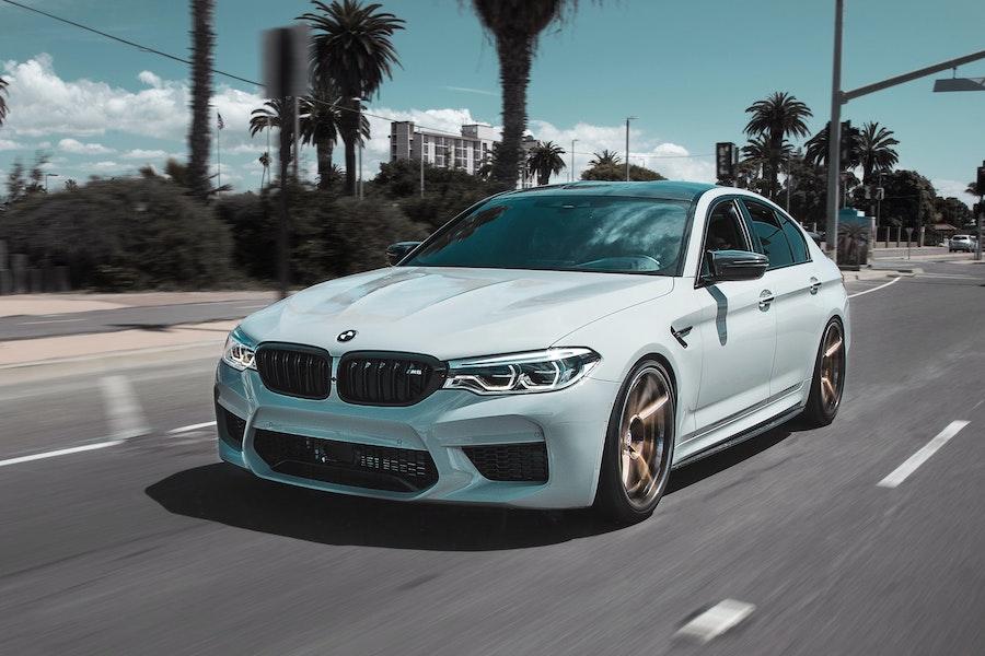 BMW Abo | Netflix Werbung | www.rabatt-coupon.com