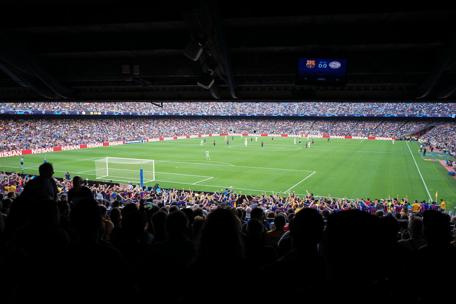 Barcelona in Finanzkrise | Hypo Vereinsbank Gutschein | Camp Nou Stadium | www.rabatt-coupon.com