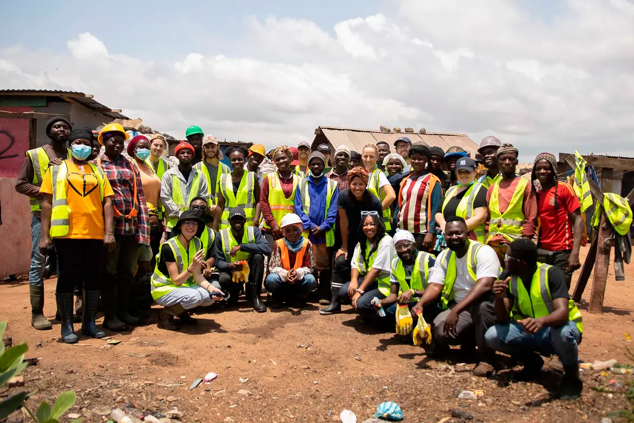 221122 GHANA Fight Against Fast Fashion edito 3 | Rabatt-Coupon.com | Überall sparen mit Gutscheinen
