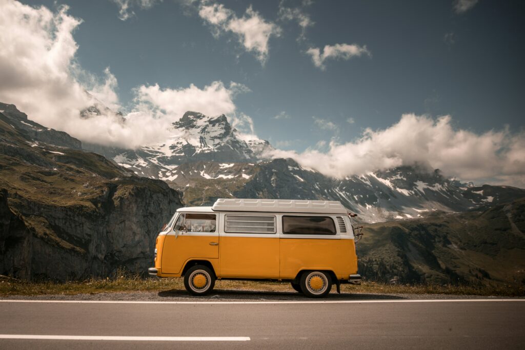 kevin schmid grs8iMGqQE unsplash | Rabatt-Coupon.com | Überall sparen mit Gutscheinen