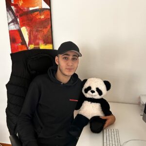 Ahmet Kara ist seit September 2024 Redaktueur bei Rabatt-Coupon