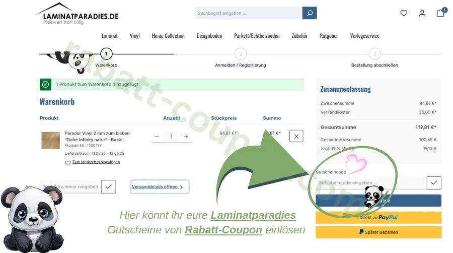 Das Bild zeigt den Warenkorb auf der Website von Laminatparadies. Auf der rechten Seite ist ein Feld zum Eingeben eines Gutscheincodes zu sehen, das von einem grünen Pfeil hervorgehoben wird. Unter dem Gutscheincode-Feld befindet sich die Gesamtzusammenfassung des Einkaufs mit einem Hinweis auf die Versandkosten und den Gesamtbetrag. 