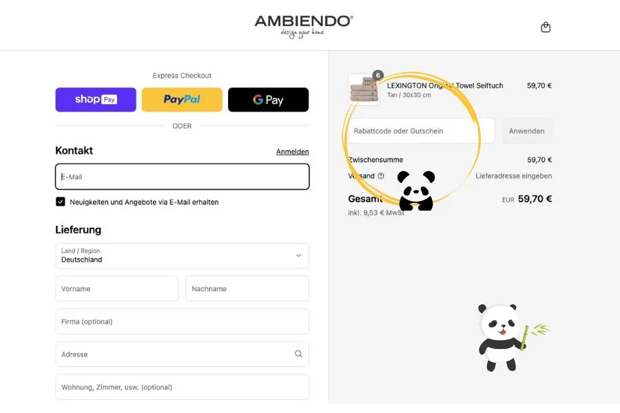 Screenshot des Warenkorbs im Onlineshop von Ambiendo. Darin befindet sich ein markiertes Eingabefeld mit dem Text „Rabattcode oder Gutschein“, das zur Eingabe eines Ambiendo Gutscheincodes dient. Zwei Panda-Grafiken sind dekorativ eingebunden.