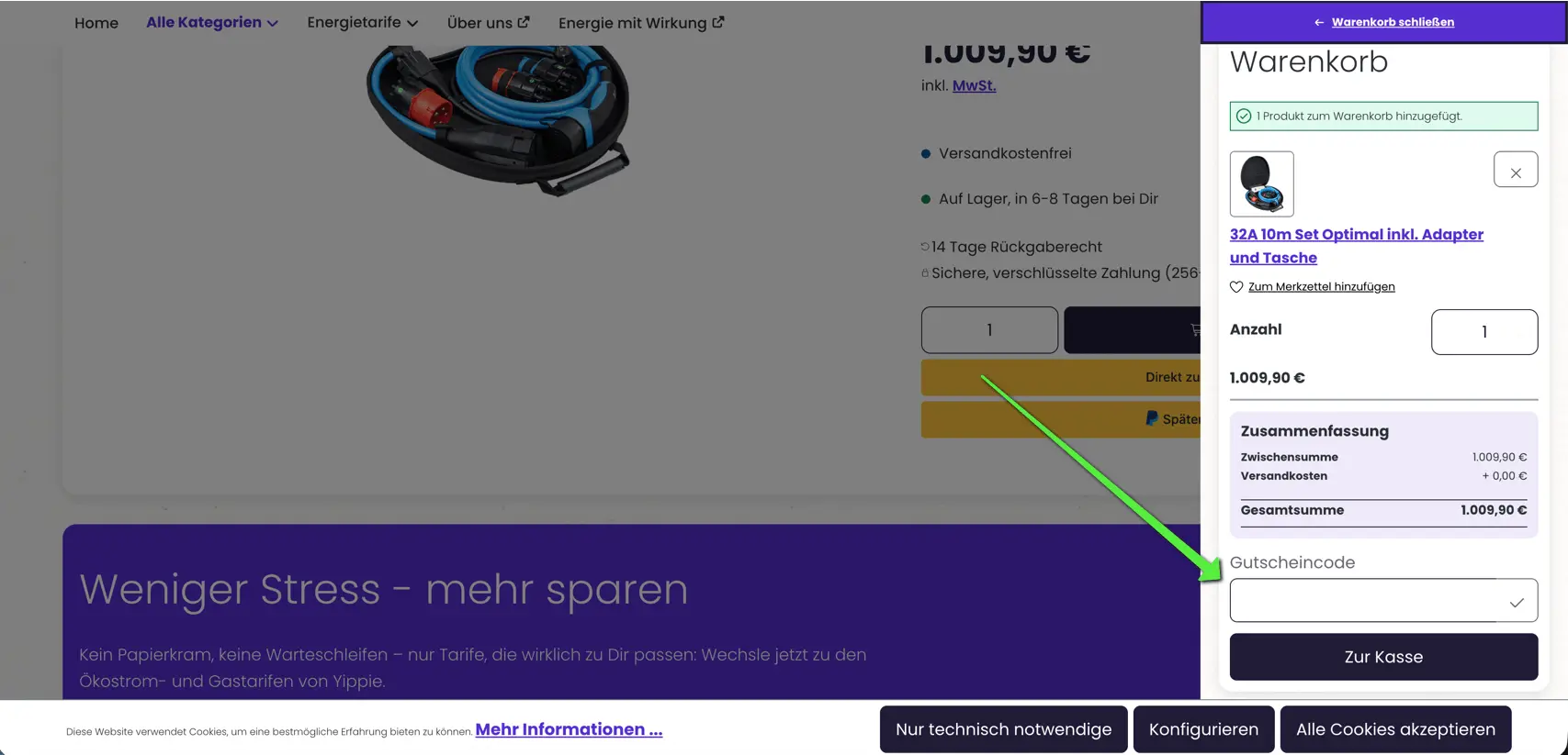 Screenshot des Yippie-Warenkorbs mit markiertem Feld für Gutscheincodes. Der grüne Pfeil zeigt, an welcher Stelle ein Yippie Gutscheincode vor dem Abschluss der Bestellung eingegeben werden kann.